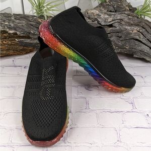 NIB G.N.D. Flow Stretch Knit Slip On Sneaker with Rainbow Sole